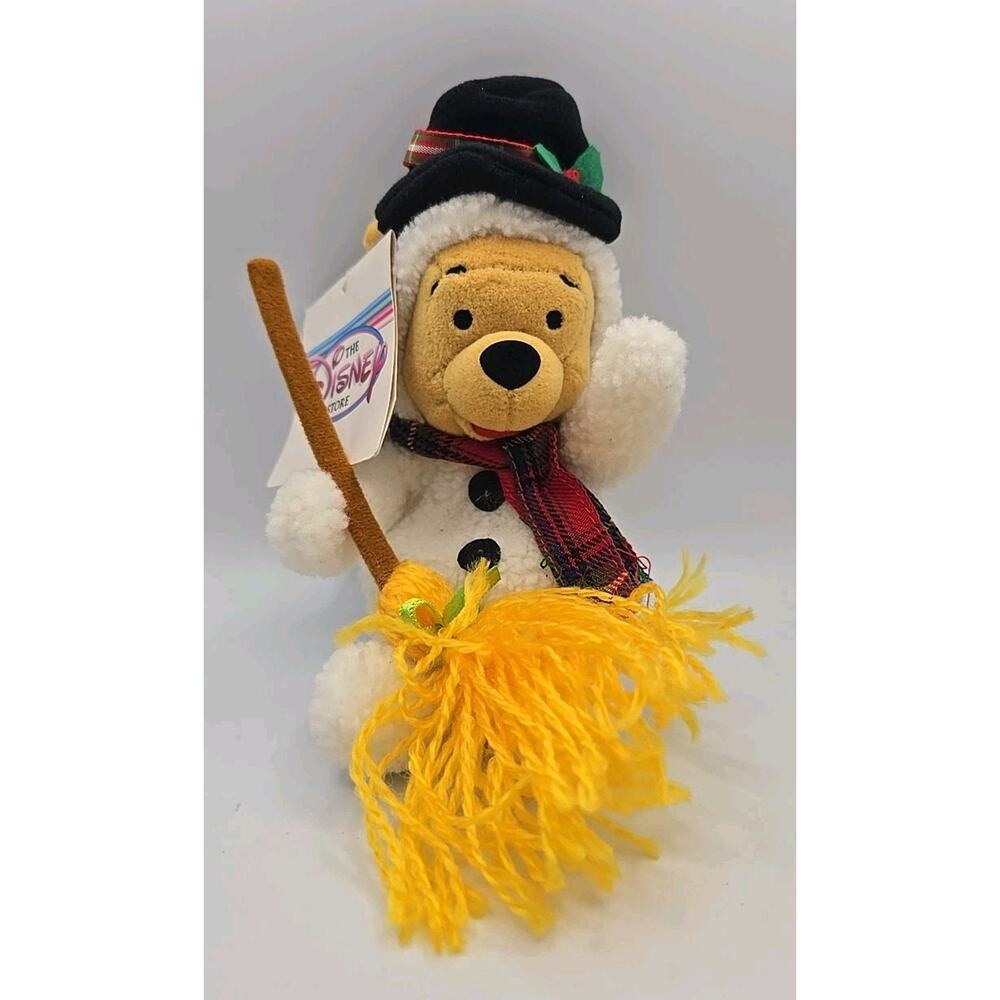 Vintage Mini Bean Winnie The Pooh Bear Snoman The Disney Store w Tag BB28